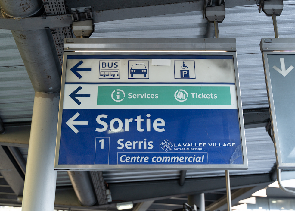HOW TO GET TO LA VALLEE VILLAGE O'Bon Paris Easy to be Parisian